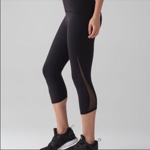 Lululemon Train crop 17”: DARK BLUE